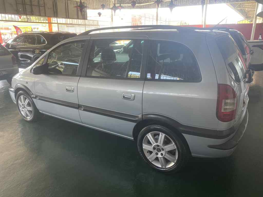ZAFIRA 2.0 7 LUGARES - Auto Rodar Veículos