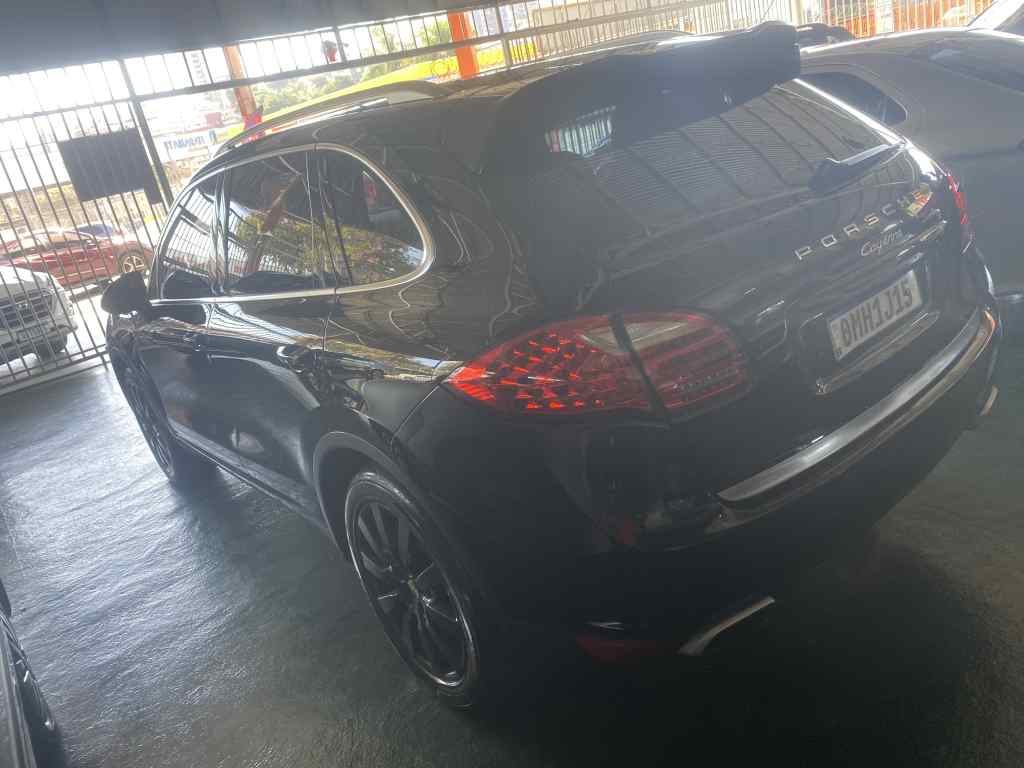 PORSCHE CAYENNE - Auto Rodar Veículos