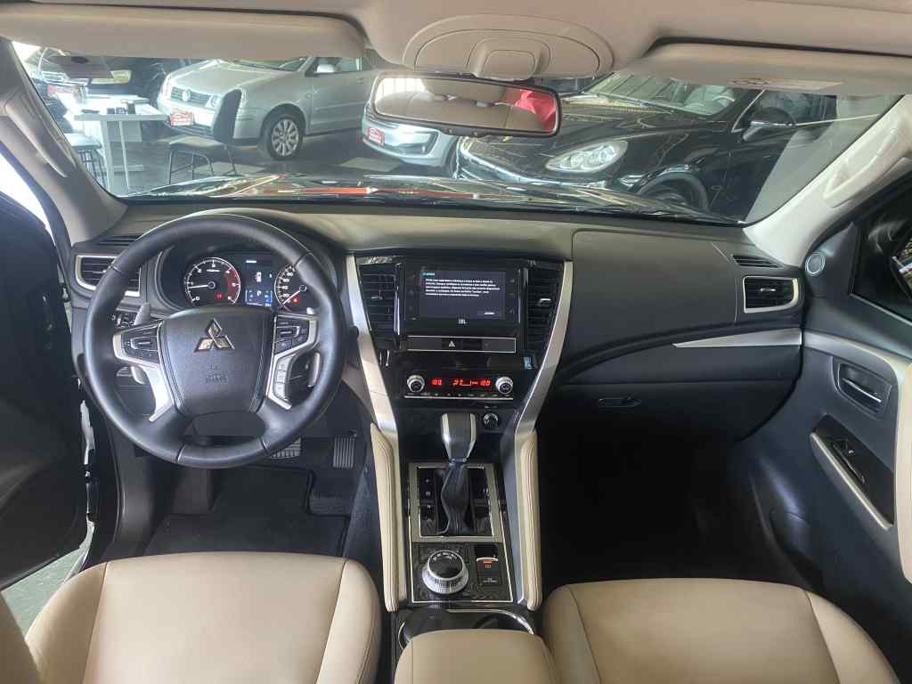 PAJERO SPORT - Auto Rodar Veículos
