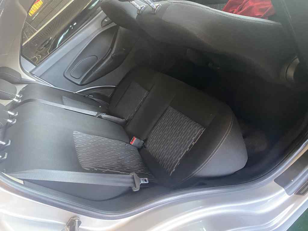 FORD KA + - Auto Rodar Veículos